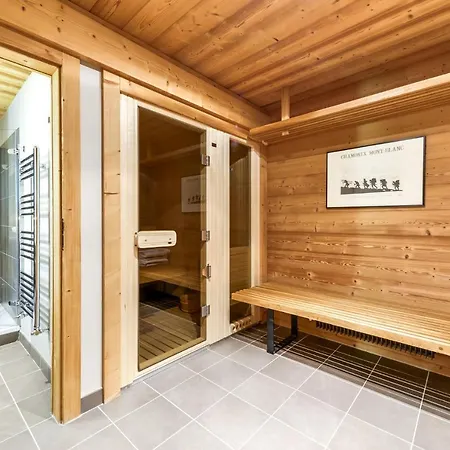 Noemie Chalet